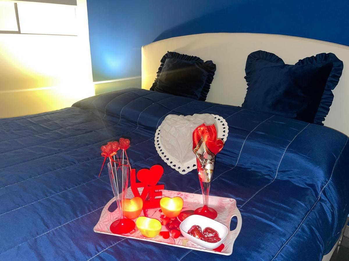 Giulieda In Wonderland Villa Наполи Екстериор снимка